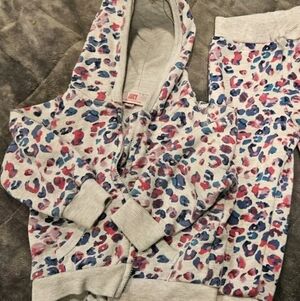 Juicy by Juicy Couture girls leopard print hoodie 18 months